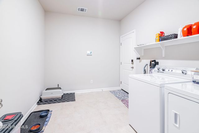 4673 W Ridge Road, Lake Charles, LA 70607