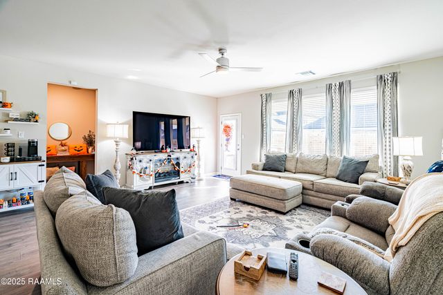 4673 W Ridge Road, Lake Charles, LA 70607