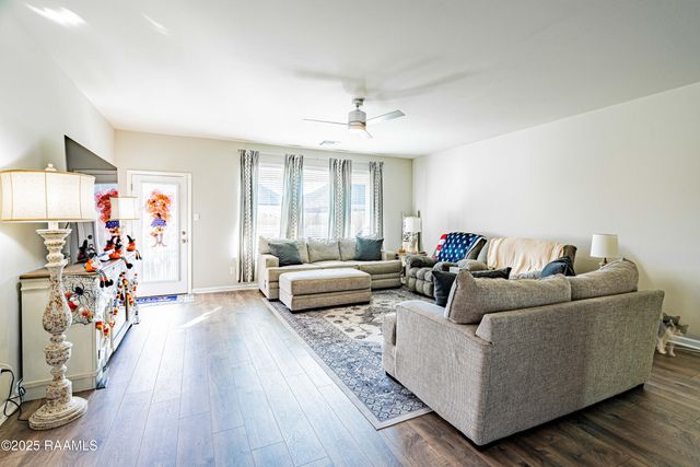 4673 W Ridge Road, Lake Charles, LA 70607