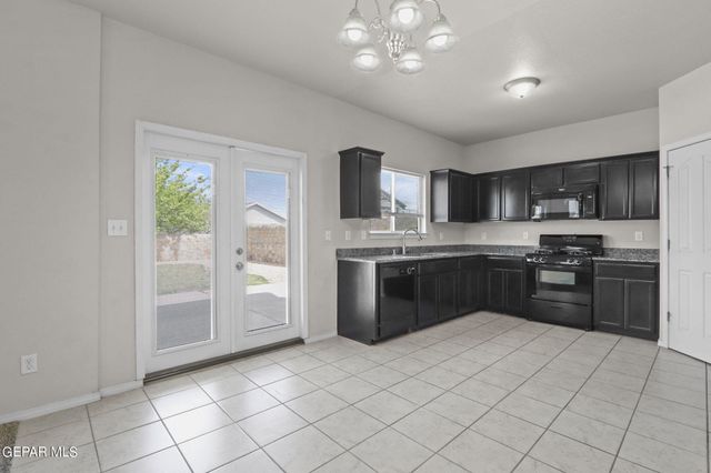 2240 DECAMP POINT Place, El Paso, TX 79938