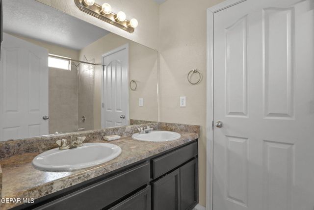 2240 DECAMP POINT Place, El Paso, TX 79938