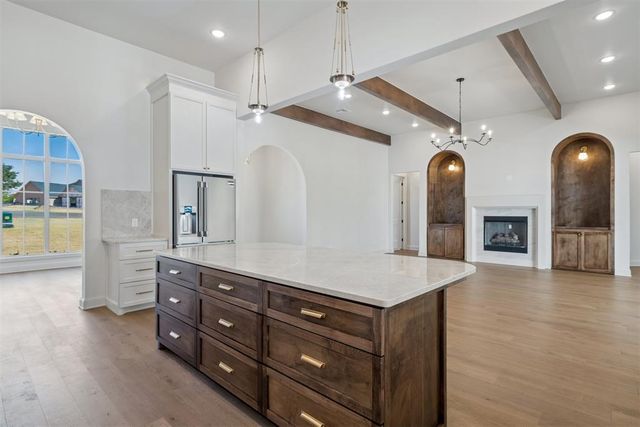 2297 Summit Circle, Blanchard, OK 73010