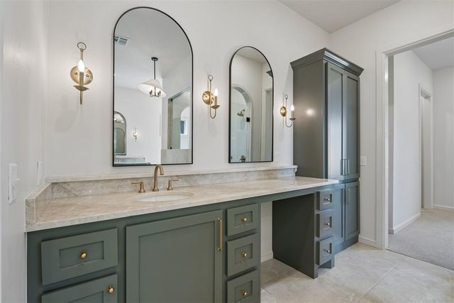 2297 Summit Circle, Blanchard, OK 73010