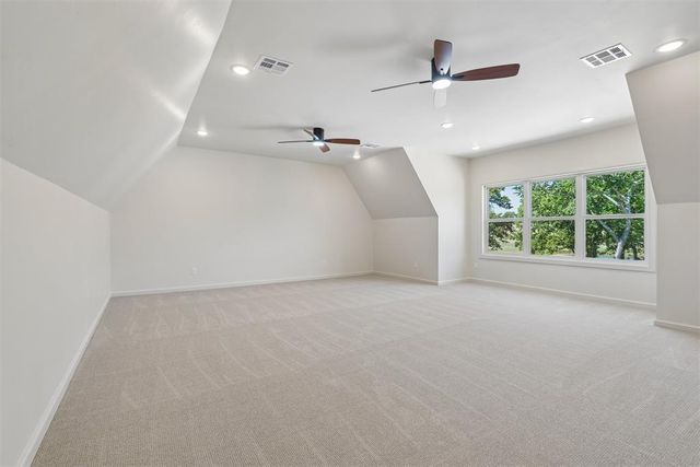 2297 Summit Circle, Blanchard, OK 73010