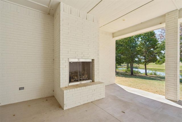 2297 Summit Circle, Blanchard, OK 73010