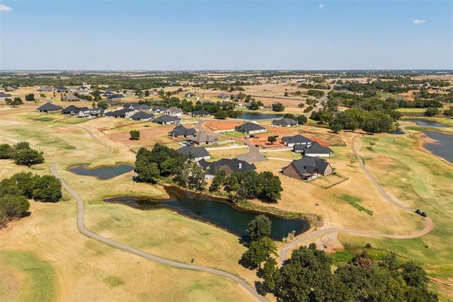 2297 Summit Circle, Blanchard, OK 73010