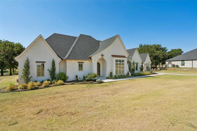 2297 Summit Circle, Blanchard, OK 73010