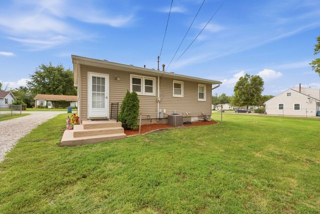 1117 12th Street, Silvis, IL 61282