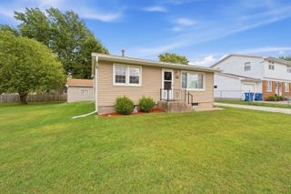 1117 12th Street, Silvis, IL 61282