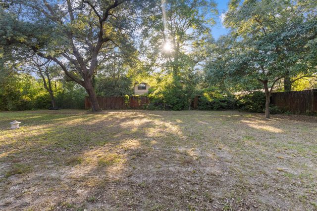 1002 Hondo Avenue, Fort Walton Beach, FL 32547