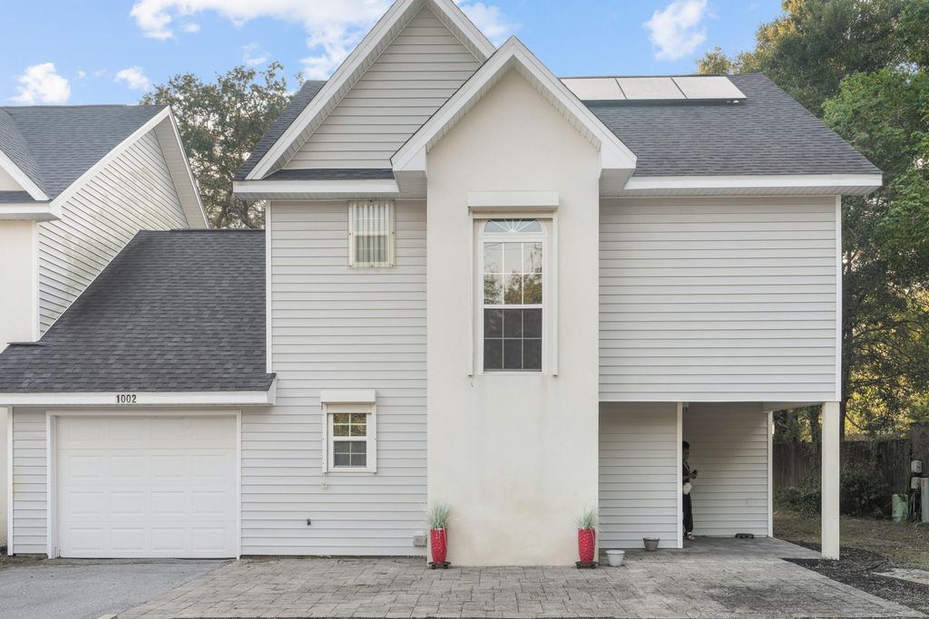 1002 Hondo Avenue, Fort Walton Beach, FL 32547