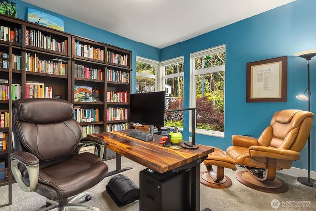 23704 105th Place W, Edmonds, WA 98020