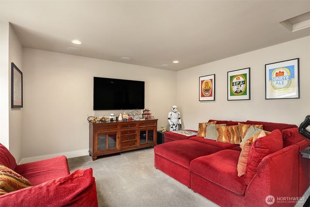 23704 105th Place W, Edmonds, WA 98020