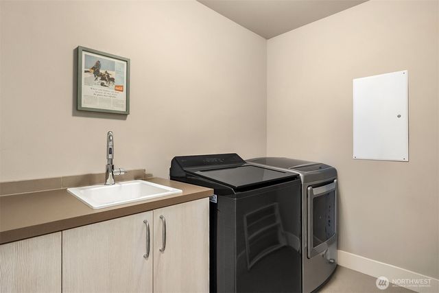 23704 105th Place W, Edmonds, WA 98020