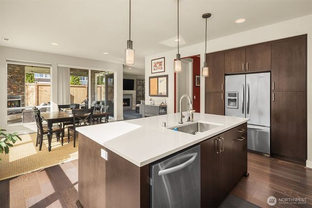 23704 105th Place W, Edmonds, WA 98020