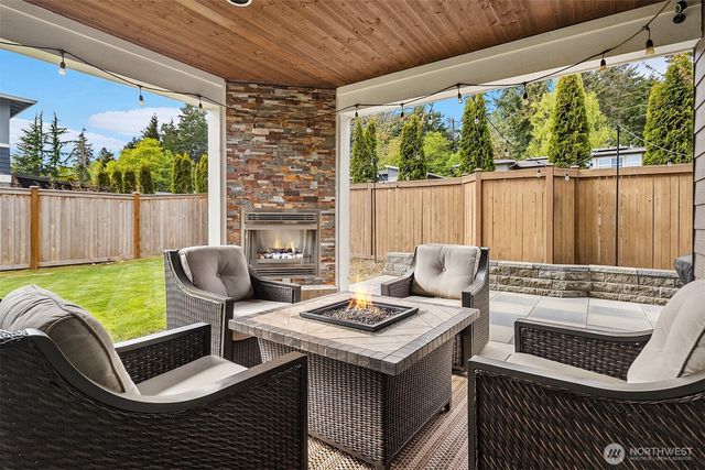 23704 105th Place W, Edmonds, WA 98020