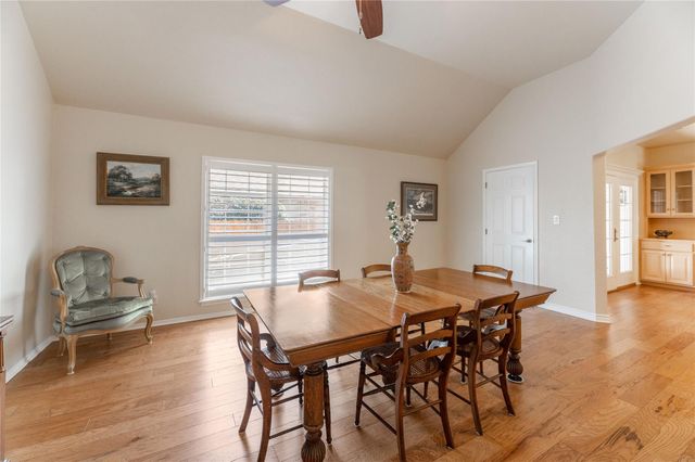 356 Mahan ST, Meadowlakes, TX 78654