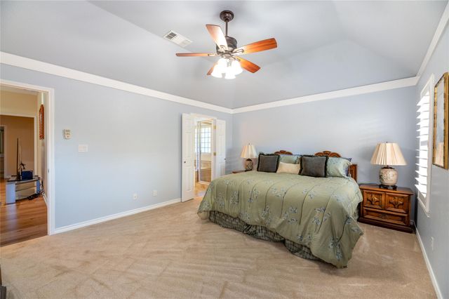 356 Mahan ST, Meadowlakes, TX 78654