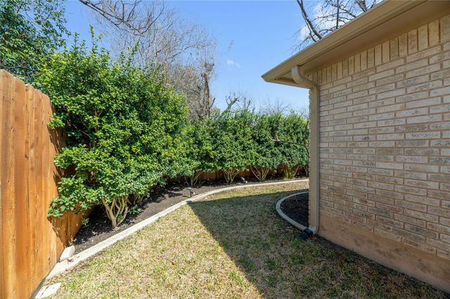 356 Mahan ST, Meadowlakes, TX 78654