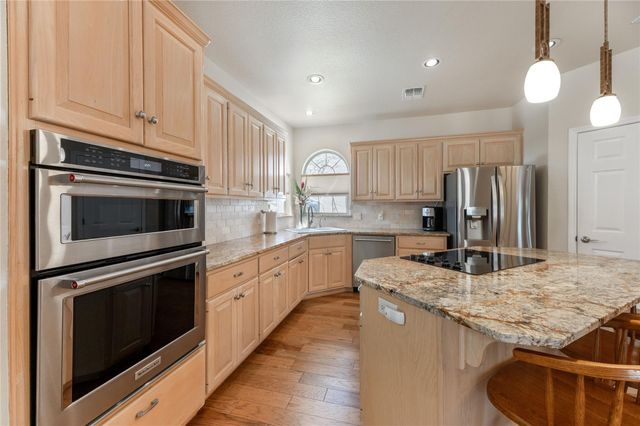 356 Mahan ST, Meadowlakes, TX 78654