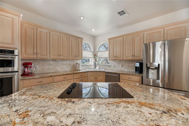 356 Mahan ST, Meadowlakes, TX 78654