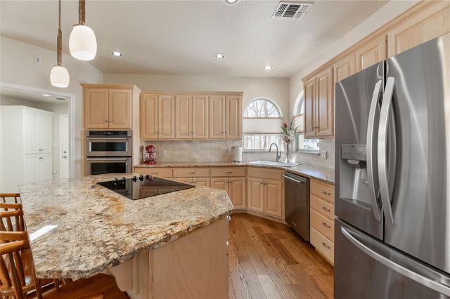 356 Mahan ST, Meadowlakes, TX 78654