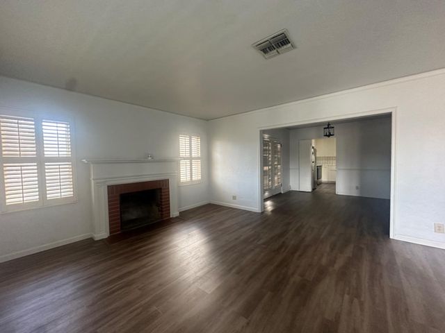 450 Bristol Ave, Stockton, CA 95204