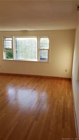 38 Landin Street 2, Woodbridge, CT 06525