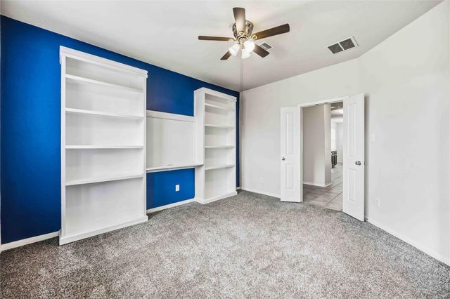 366 Lake Line Drive, Alvin, TX 77511
