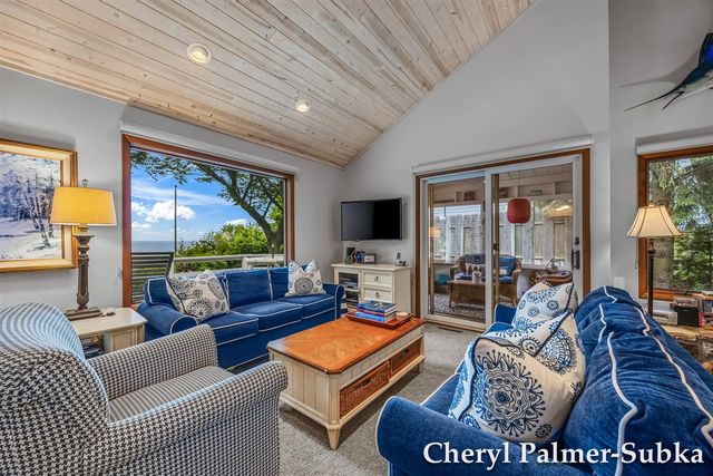 8409 Chuckanut Drive, Montague, MI 49437