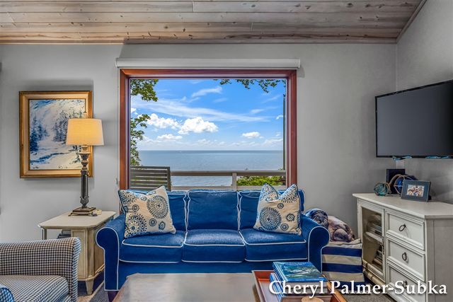 8409 Chuckanut Drive, Montague, MI 49437