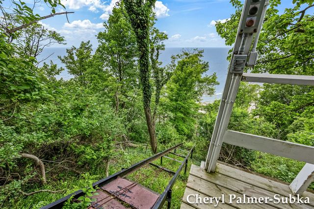 8409 Chuckanut Drive, Montague, MI 49437
