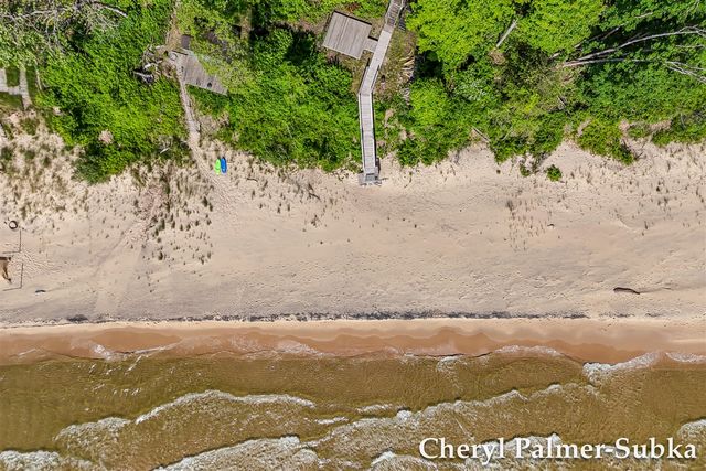 8409 Chuckanut Drive, Montague, MI 49437