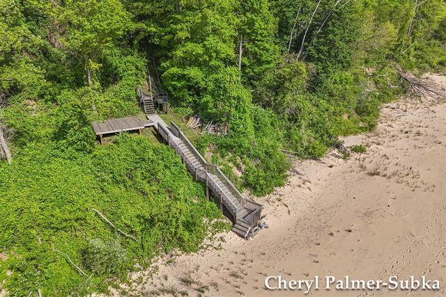 8409 Chuckanut Drive, Montague, MI 49437