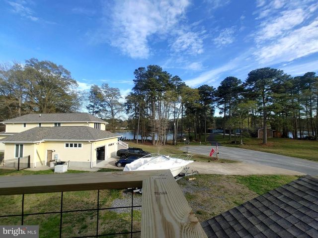 125 KINGS ORCHARD LN, Montross, VA 22520