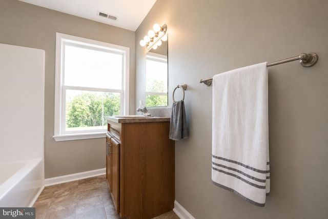 125 KINGS ORCHARD LN, Montross, VA 22520
