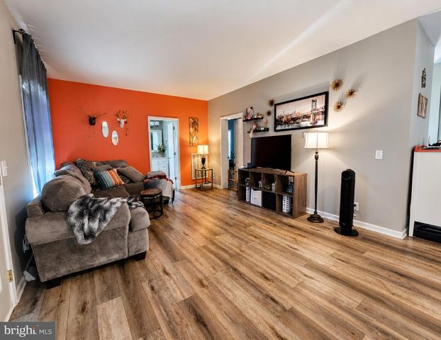 125 KINGS ORCHARD LN, Montross, VA 22520