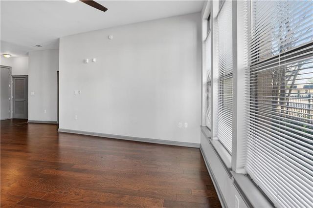 898 Oak SW Street 1101, Atlanta, GA 30310