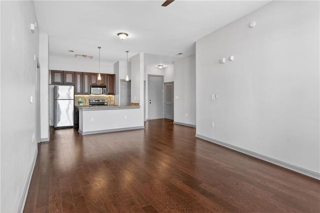 898 Oak SW Street 1101, Atlanta, GA 30310