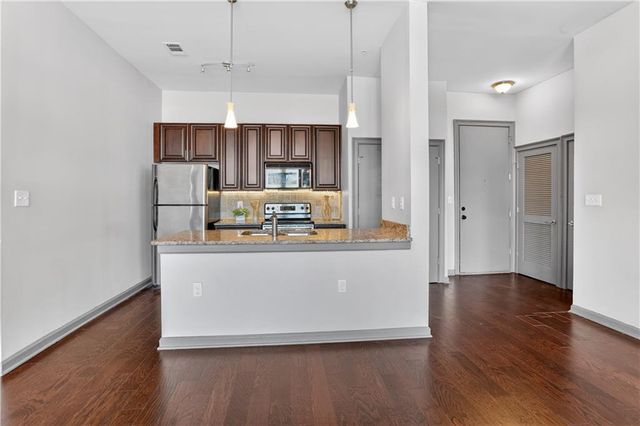 898 Oak SW Street 1101, Atlanta, GA 30310