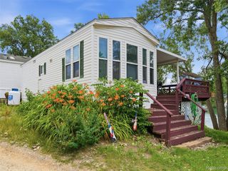 10001 Goodall Road 328, Durand, MI 48429