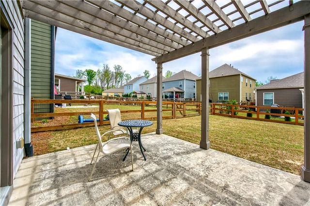 6497 Crosscreek Lane, Flowery Branch, GA 30542