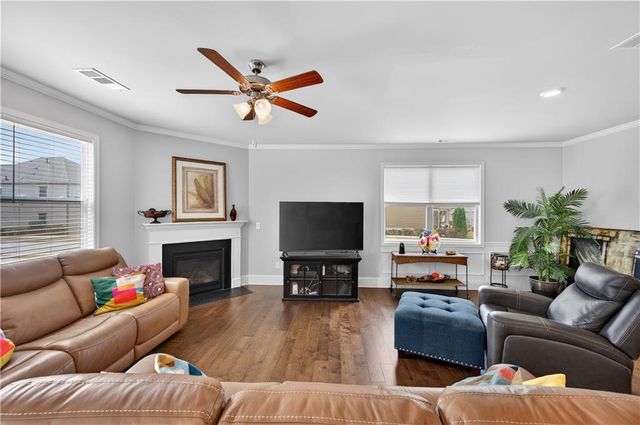 6497 Crosscreek Lane, Flowery Branch, GA 30542