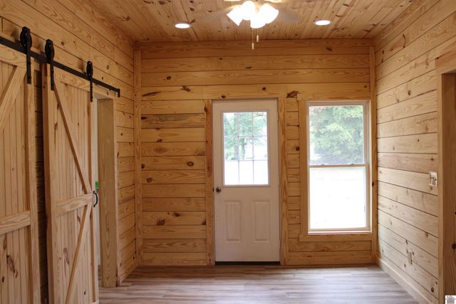 118 College Street, Hardin, KY 42048