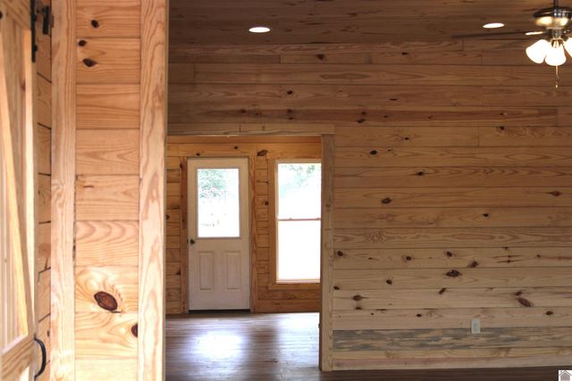 118 College Street, Hardin, KY 42048