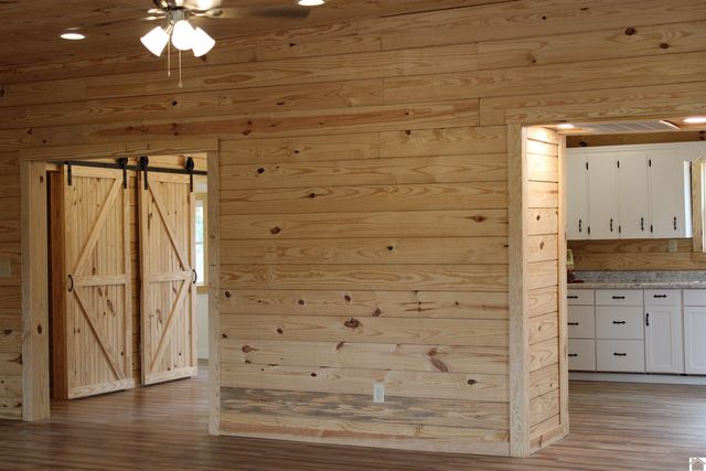 118 College Street, Hardin, KY 42048