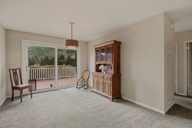 66 Eleanor St, Dartmouth, MA 02747