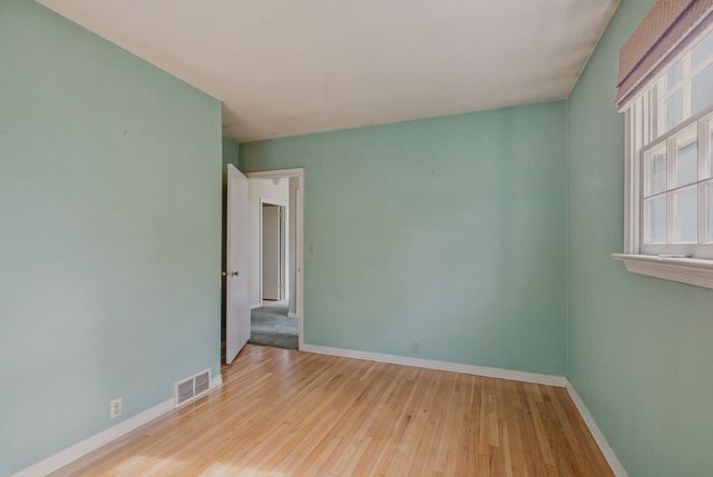 66 Eleanor St, Dartmouth, MA 02747