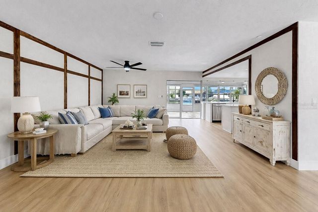 6512 SENEGAL PALM WAY, Apollo Beach, FL 33572