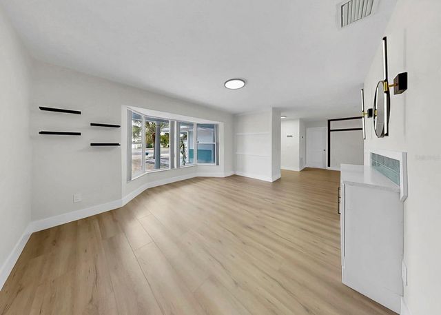 6512 SENEGAL PALM WAY, Apollo Beach, FL 33572